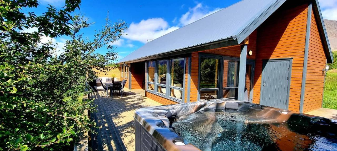 Dixon Cabin Nr. 7 / Dixon Sumarhus Nr. 7 @Kirkjubraut Talknafjordur المظهر الخارجي الصورة