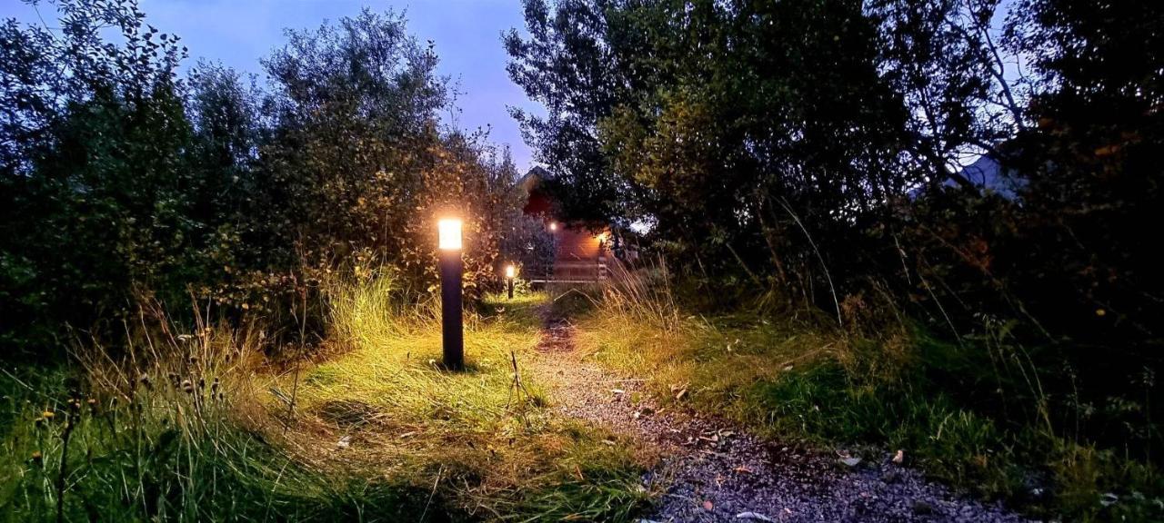 Dixon Cabin Nr. 7 / Dixon Sumarhus Nr. 7 @Kirkjubraut Talknafjordur المظهر الخارجي الصورة