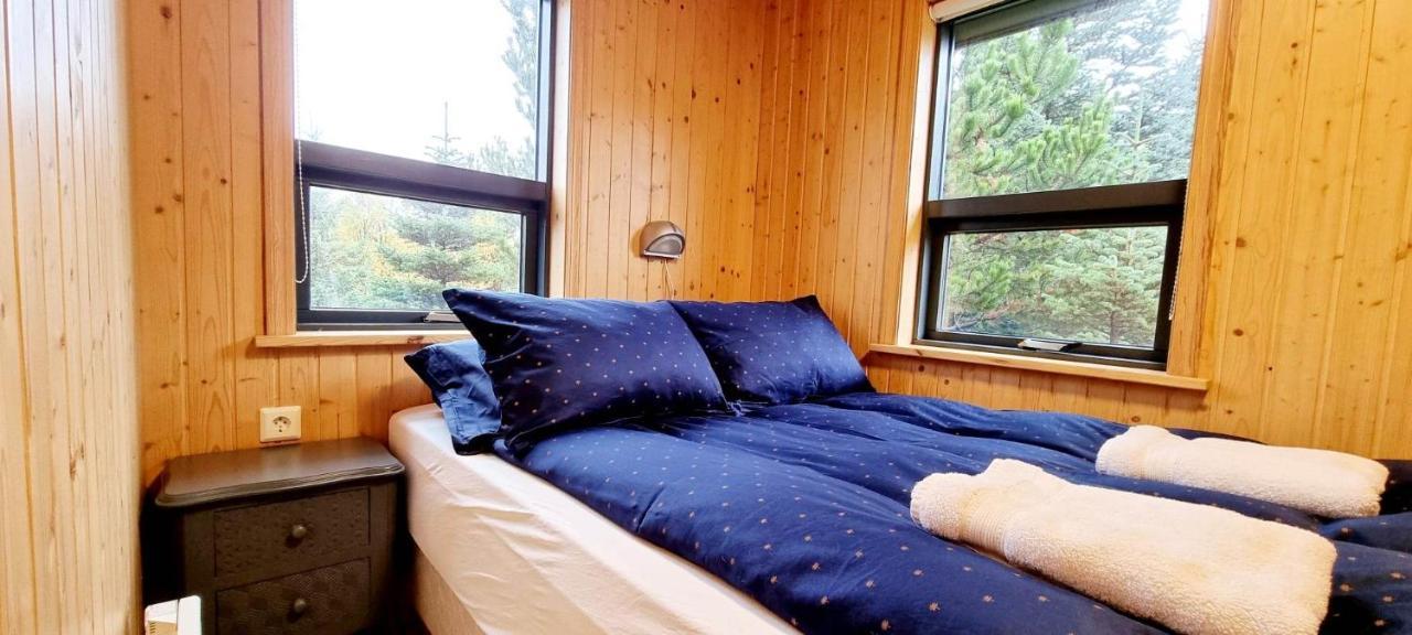 Dixon Cabin Nr. 7 / Dixon Sumarhus Nr. 7 @Kirkjubraut Talknafjordur المظهر الخارجي الصورة